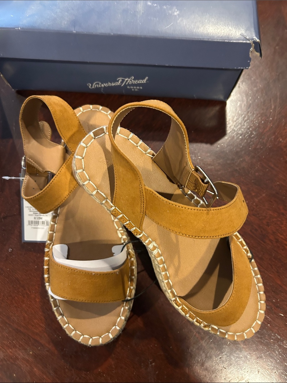 Universal Thread Mustard Tan Suede Platform Espadrille Sandals